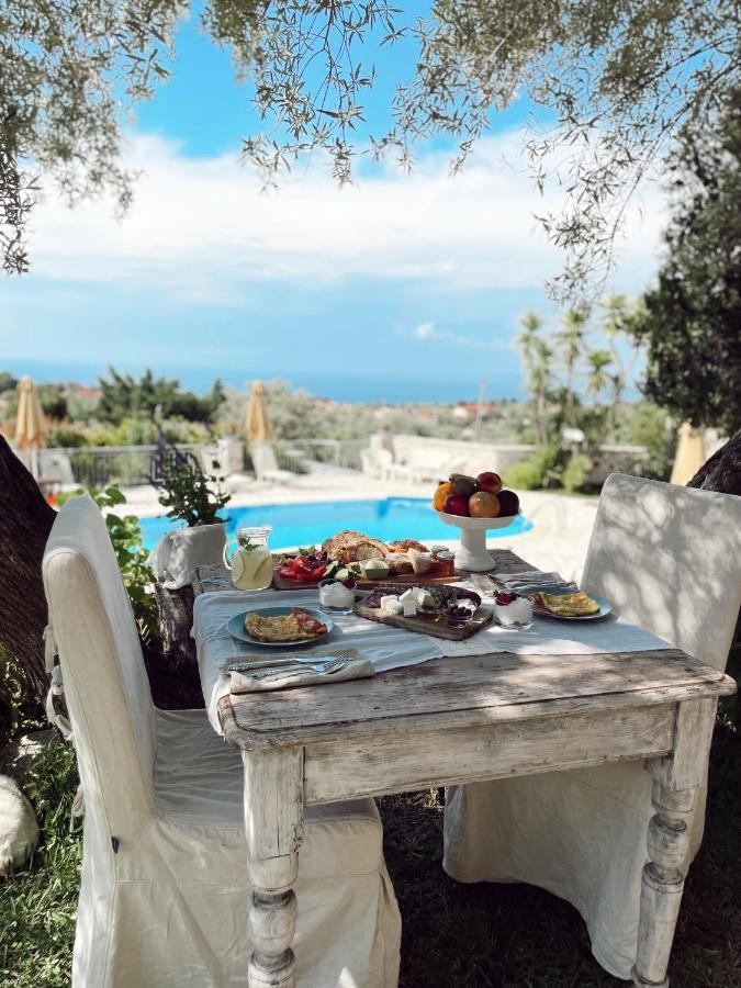 Villa Elenia Tsoukaladhes Luaran gambar