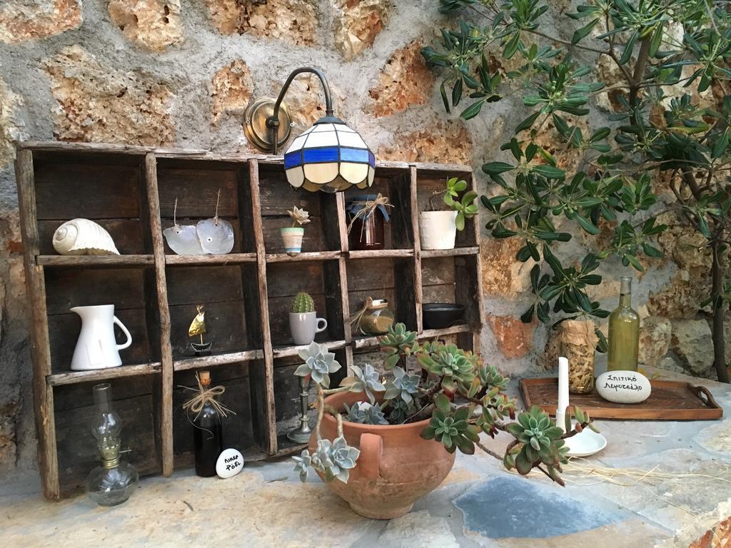 Villa Elenia Tsoukaladhes Luaran gambar