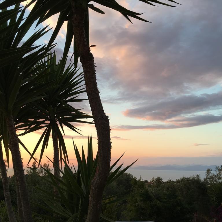 Villa Elenia Tsoukaladhes Luaran gambar